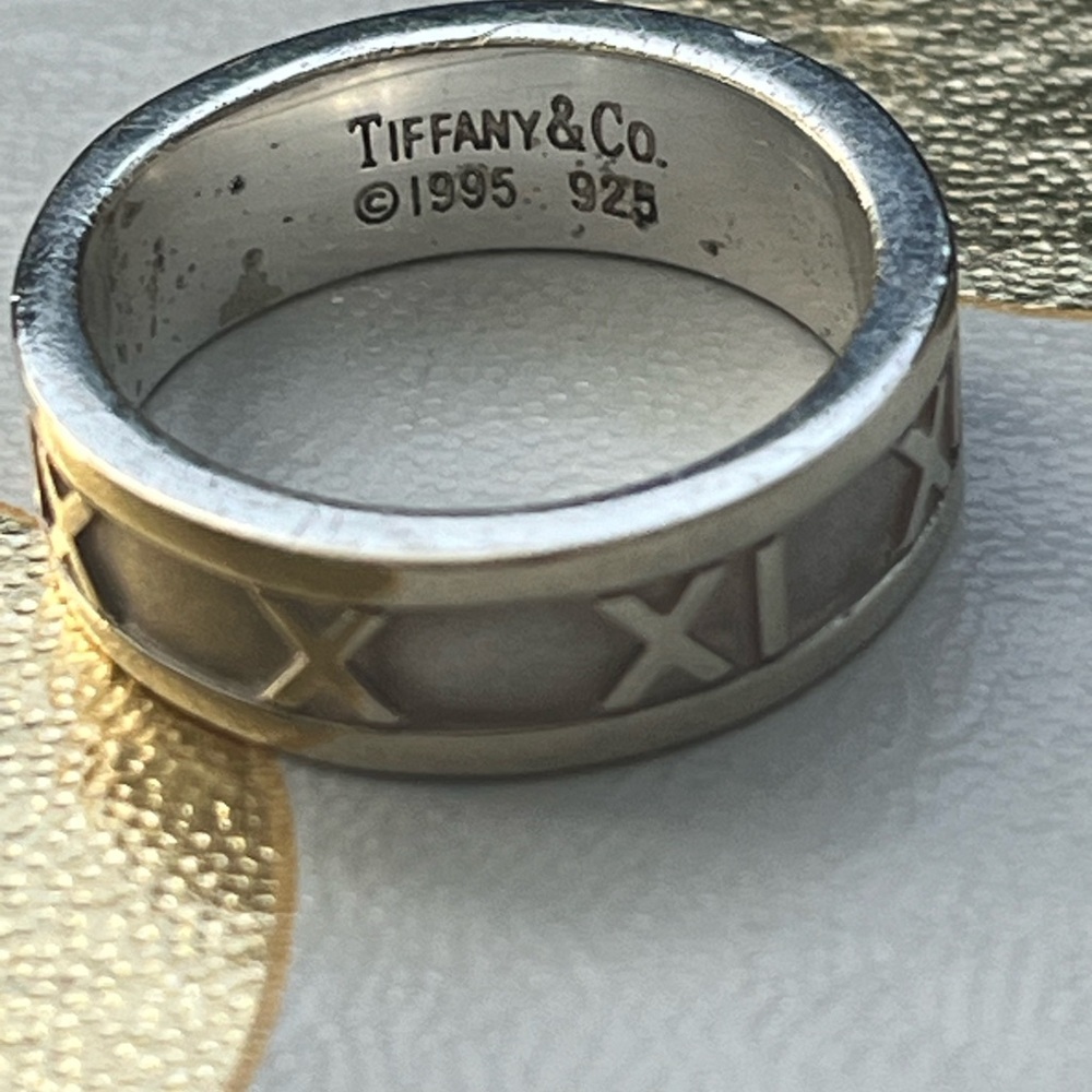 Vintage discontinued Tiffany and Co silver 925 Atlas ring size 5